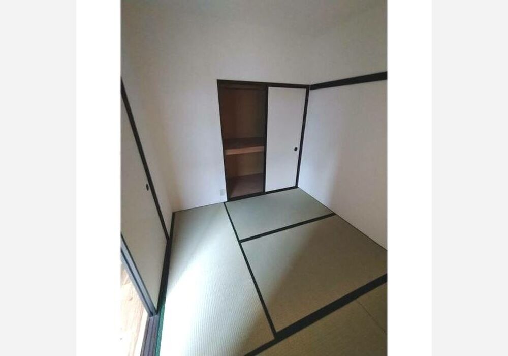 r0005195993164250405208